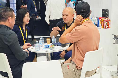 超越無限！邁貝特亮相澳洲展，促進(jìn)可再生能源發(fā)展