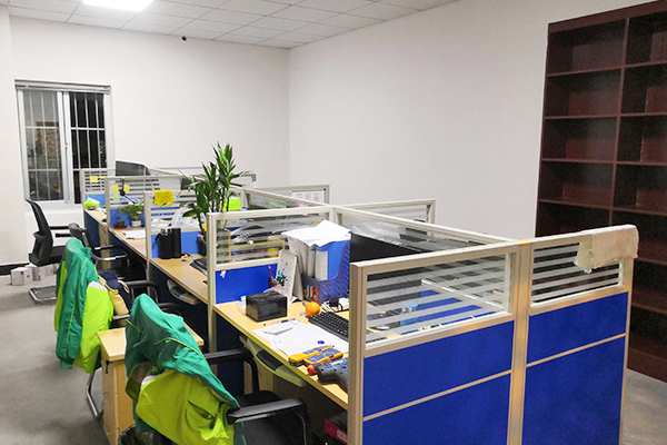 市場部.jpg 市場部.jpg