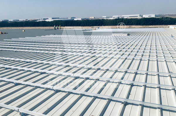 彩鋼瓦屋頂光伏支架系統(tǒng)的特點