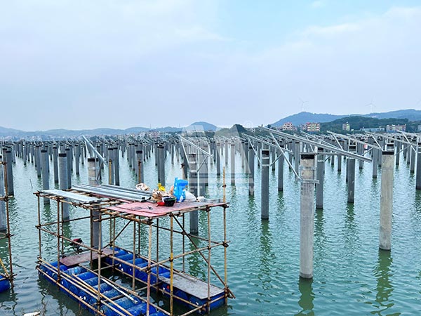 44MW漁光互補(bǔ)項目